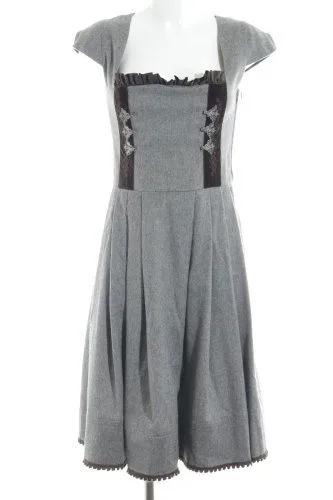 Dirndl moucheté style classique