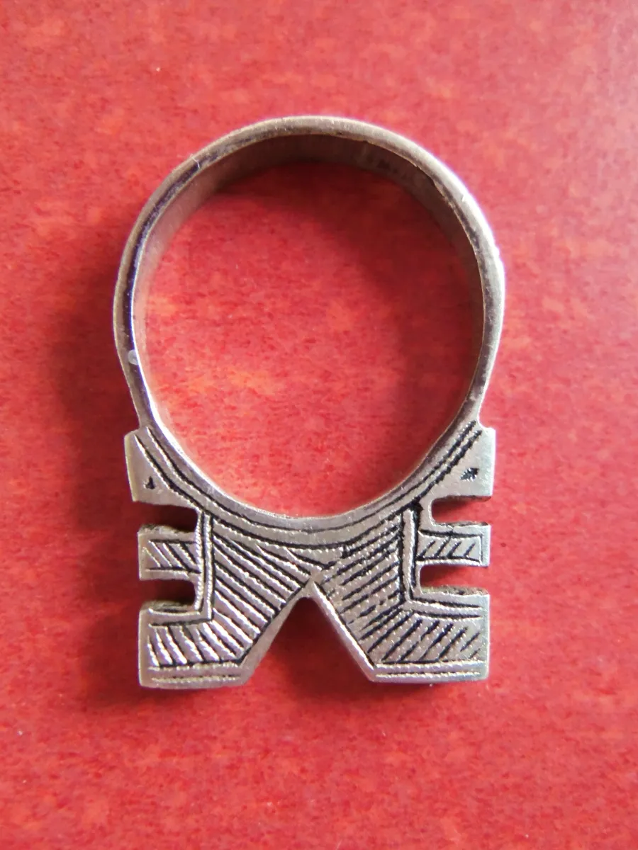 Lot de 2 bijoux Touareg (à porter en bague ou en pendentif)