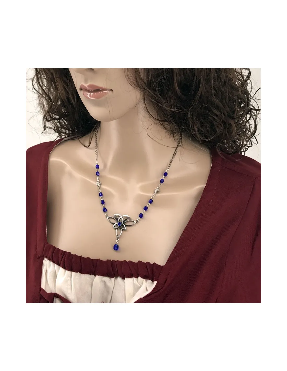 Pendentif avec perles de cristal ⚔️ Boutique Épées